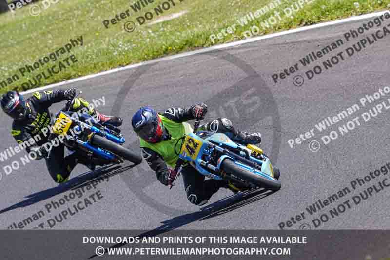 cadwell no limits trackday;cadwell park;cadwell park photographs;cadwell trackday photographs;enduro digital images;event digital images;eventdigitalimages;no limits trackdays;peter wileman photography;racing digital images;trackday digital images;trackday photos